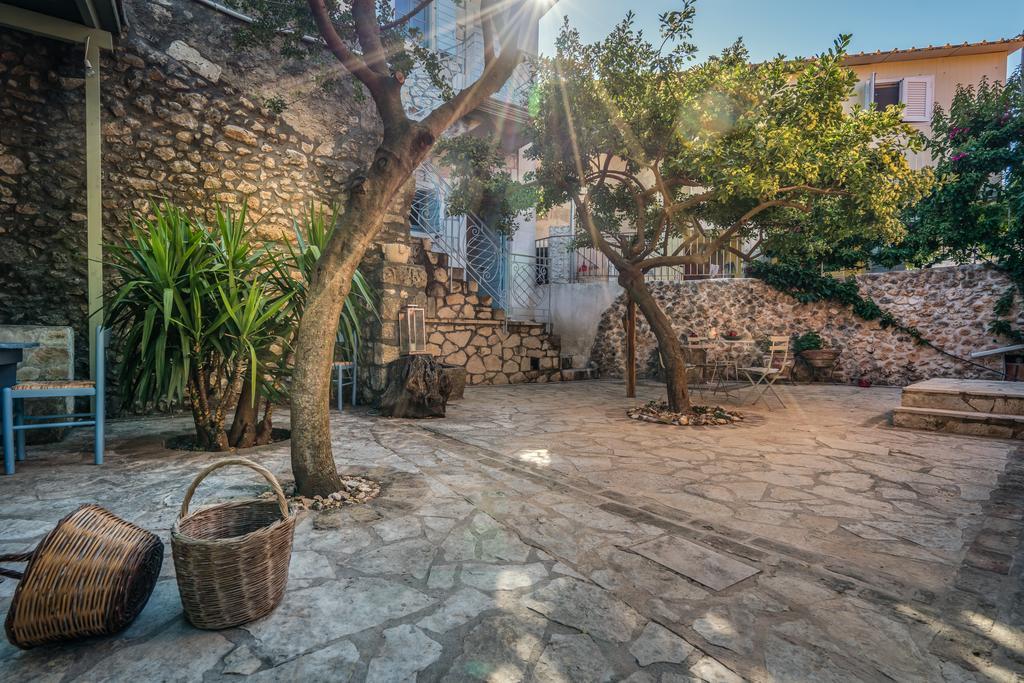 Adrieli Houses Агиос Николаос Екстериор снимка